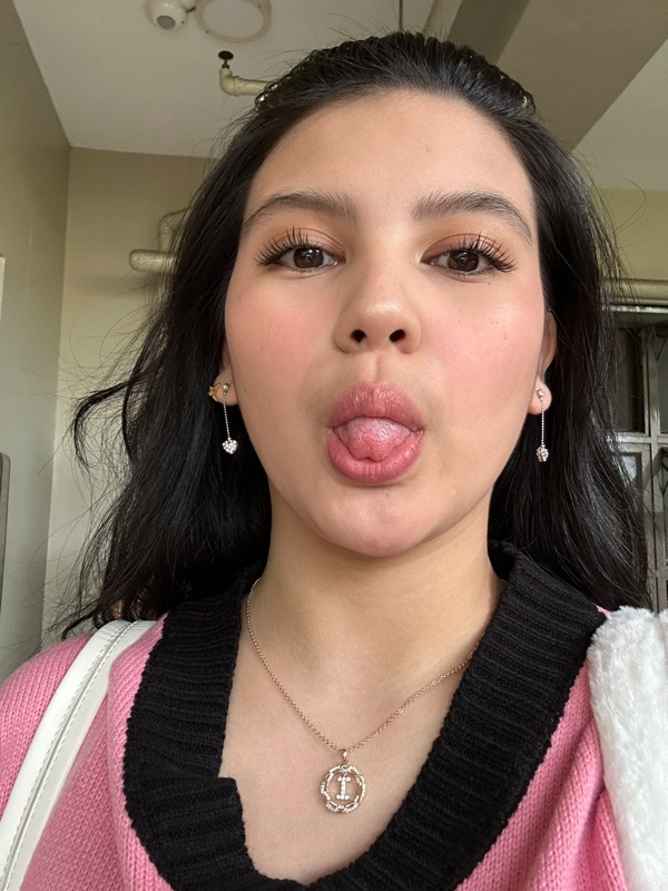 Ice Reyes🤍 (@icereyes_official22) is LIVE - TikTok LIVE