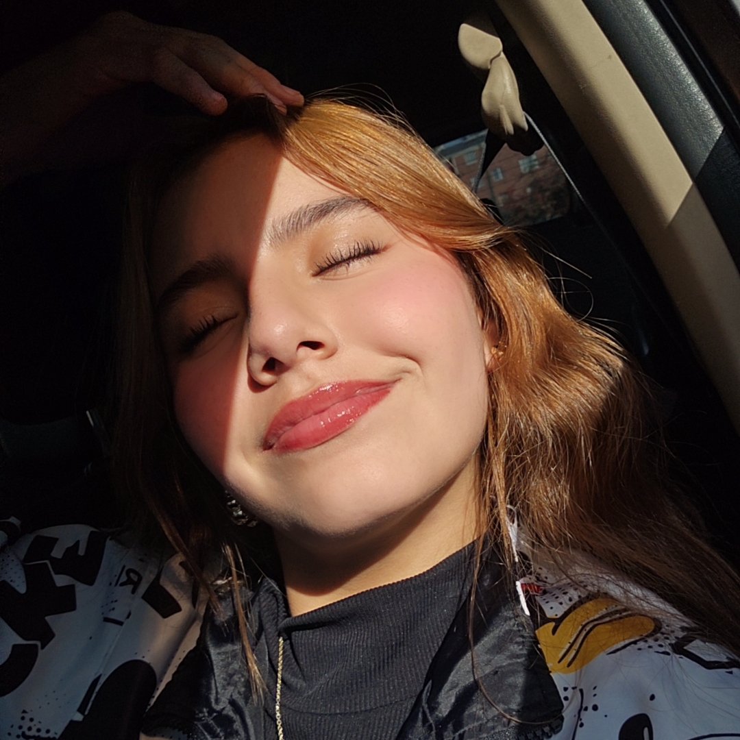 Maleja Lopez🌹 (@malejalopezoficial) is LIVE - TikTok LIVE