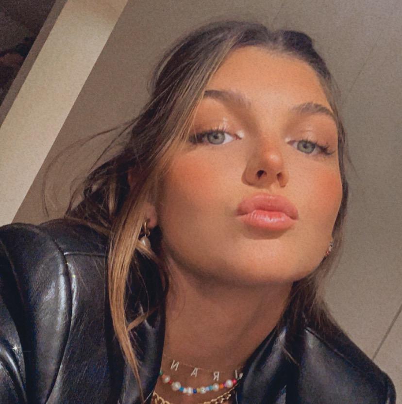 miranda (@mirandacapurro) is LIVE | TikTok