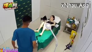 hack Camera bác sĩ khám lồn cho em teen xinh đẹp (hack Camera bác sĩ khám lồn cho em teen xinh đẹp) [26]