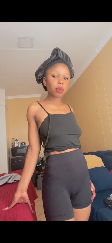 Shivy ️ ️Red (@shivyred) is LIVE - TikTok LIVE