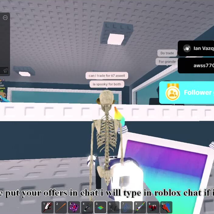 ẞ4R_S3Ñ (@b4rs3n) is LIVE - TikTok LIVE